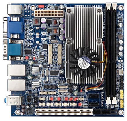 This image has an empty alt attribute; its file name is mobo-mini-itx.jpg